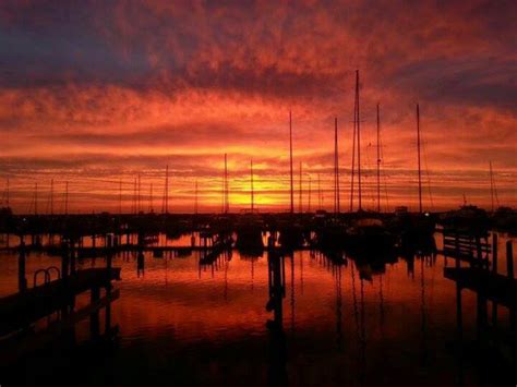 Photo Gallery - Waukegan Harbor