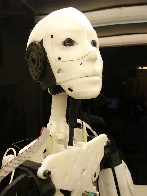 InMoov: The DIY Humanoid Robot You Can Print From Home - Gadizmo.com