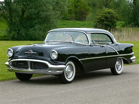 1956 Oldsmobile 88 - Information and photos - MOMENTcar