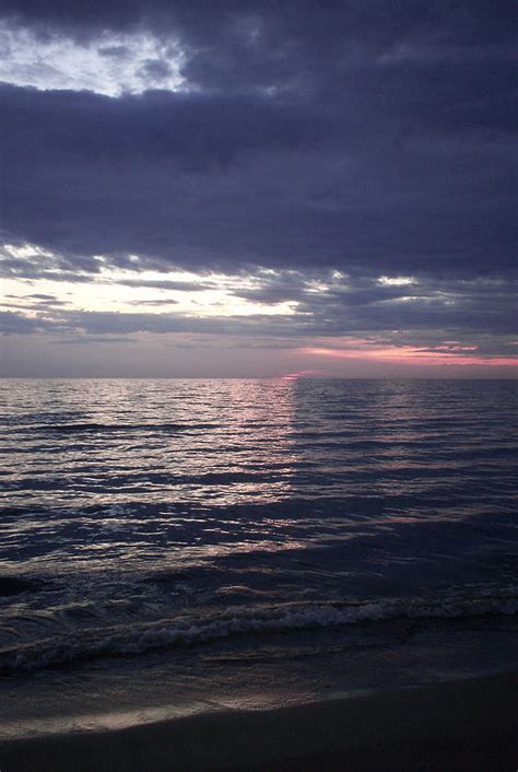 Sauble Beach Sunset Photograph by Richard Andrews - Fine Art America