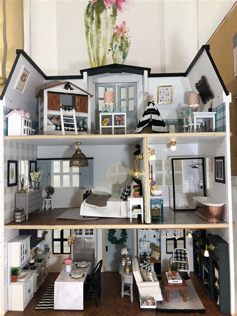 Dollhouse Interior Design | Brokeasshome.com