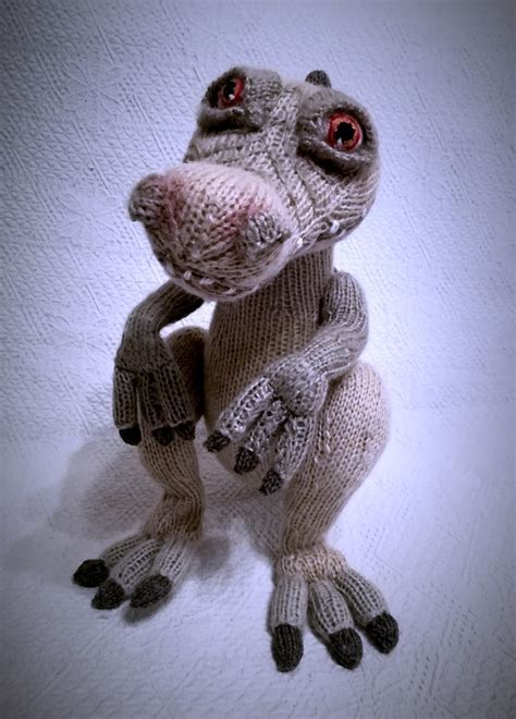 Knit a Rudy The Baryonyx Dinosaur From Ice Age - KnitHacker