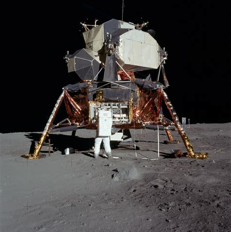 NASA's Apollo 11: How the Lander Module worked – How It Works