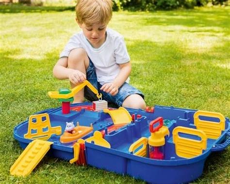 12 fun water toys for kids to keep cool this summer | Image.ie