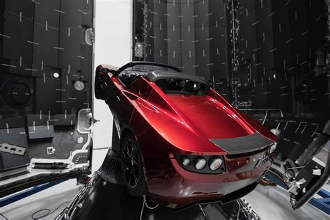 Elon Musk really will launch a Tesla Roadster on the first Falcon Heavy ...