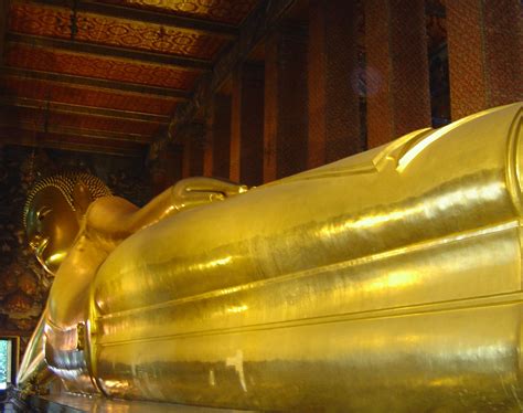 Reclining Buddha | roweenaweb | Flickr