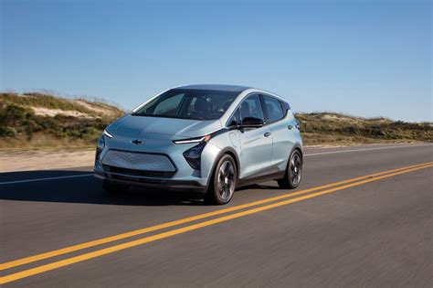 Chevrolet Bolt doubles up, adds EUV electric SUV - EV Central