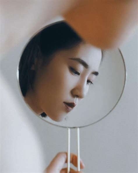 Ziqian Liu Creates Surreal & Minimalist Self-Portraits Surrounded By ...