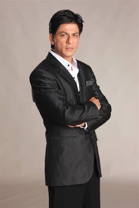 Pin by Chris Cafora on Shah Rukh Khan suit or tux he will kill it | Bollywood actors, Shahrukh ...