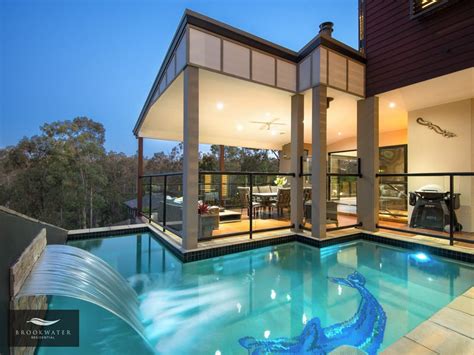 10 Verbena Crescent, Brookwater, Qld 4300 - Property Details