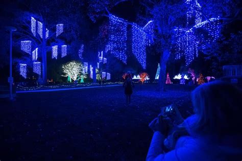 See The Best Holiday Lights In Indianapolis On This Fun Road Trip