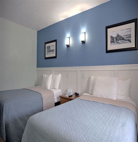 Colonial Inn Motel | Pet Friendly Beachfront Hotel in Nags Head