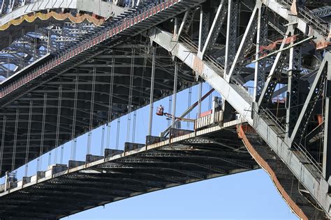 Newly raised section of Bayonne Bridge open to traffic | AP News