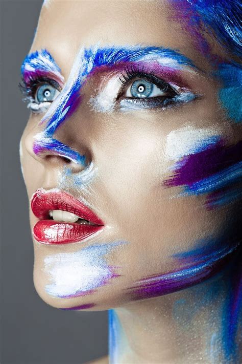 Gorgeous abstract make-up | Fantasy makeup, Makeup photography, Creative makeup