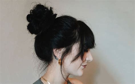 18 Bun with Bangs Hairstyles for Every Occasion