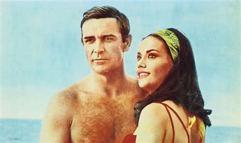 James Bond: Sean Connery’s hilarious Thunderball toupé scene | Films ...