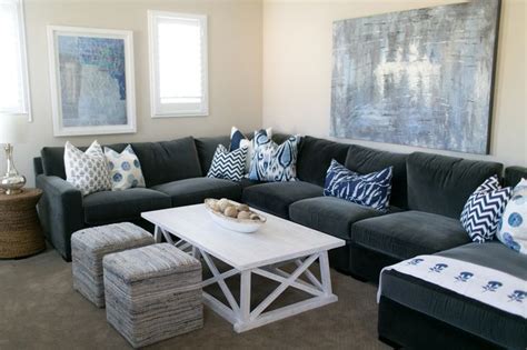 20+ Grey Couch With Navy Pillows – The Urban Decor