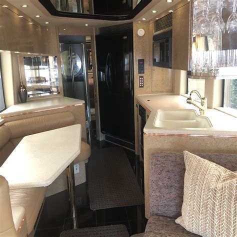 2000 Prevost Marathon XLNon Slide | Prevost, Van interior, Room ...