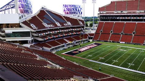 UofL football fans will see security, WiFi and concessions upgrades at ...