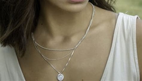 13 Affordable Promise Necklaces for Couples in 2024 - A Fashion Blog