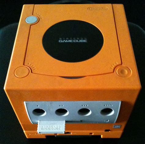 Orange GameCube, super rare and even rarer if you have a us version like i do! N64, Gamecube ...