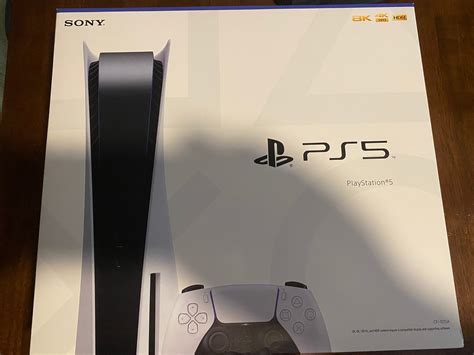 We got a hands-on and unboxed look at the PS5 and it's a big boy ...