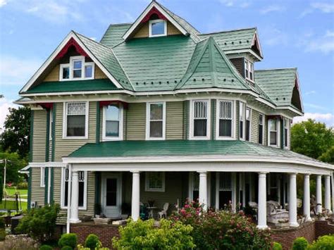 Green American Home - Metal Roofing Designed for the Future