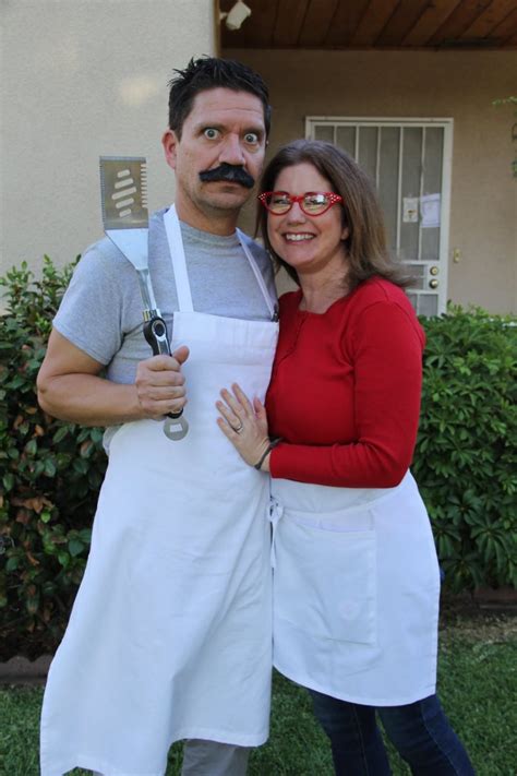 Bobs Burgers Costume! DIY Halloween costumes for the family!