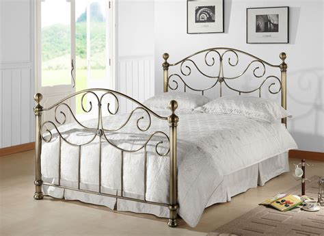 Victorian Style Antique Brass Finished Metal Bed Frame - Double 4ft 6" - Free Next Day Delivery*