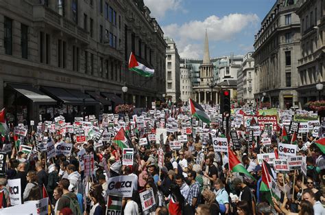 Gaza Protests: Thousands Attend Pro-Palestinian Demo in London | IBTimes