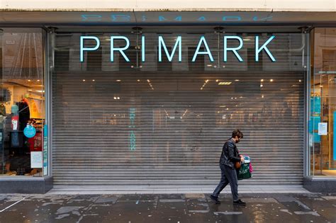 Primark set to extend hours in Scottish stores in lead up to Christmas ...