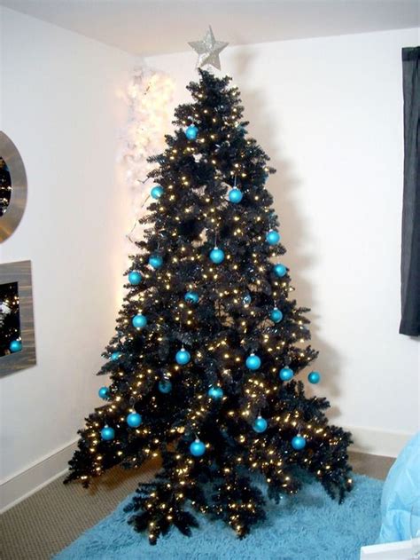 48 Awesome Black Christmas Tree Decor Ideas | Різдво, Квіти