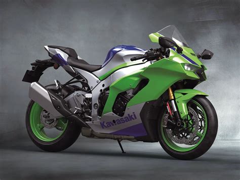 2024 Kawasaki Ninja ZX-14R 40th Anniversary Edition ABS Guide • Total ...