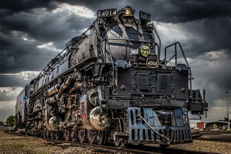 Diesel Locomotive Wallpaper