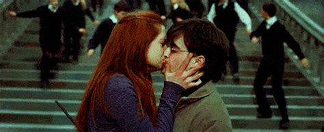 Harry And Ginny GIFs - Find & Share on GIPHY