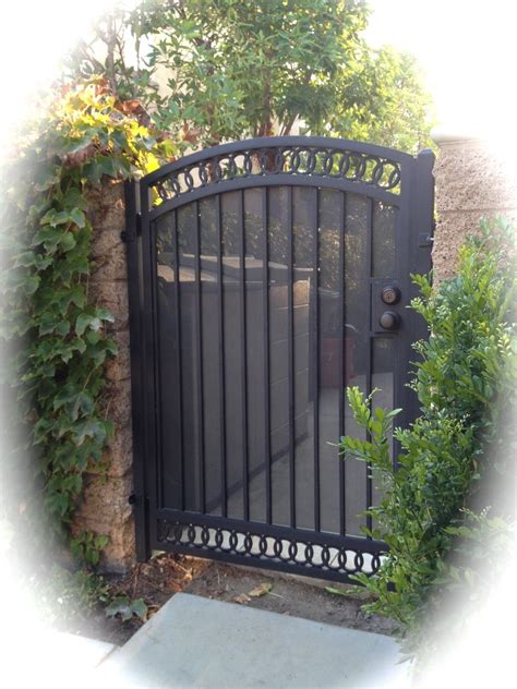 Backyard Gates For Sale - Gallery - TPS Gates & Doors Ltd | Electric ...