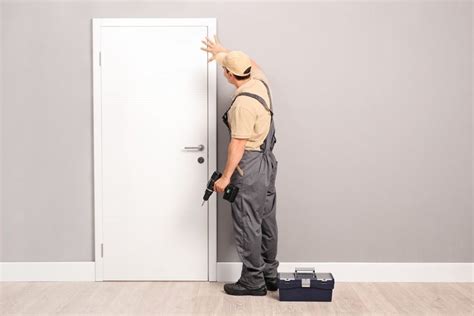 How to Install Security Door? Tutorials with Awesome Pictures