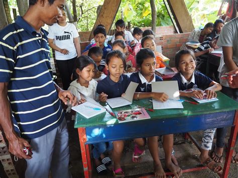 Volunteering in Cambodia: Cambodia Orphanage - Wandering Stus