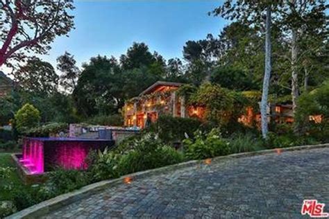 A Purchase In LA: The New Jennifer Lopez House - Celebrity - Trulia Blog