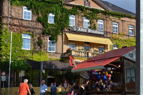 Windshields and Rear-view Mirrors: Bernkastel-Kues Wine Festival