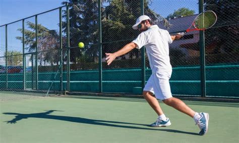 17 Best Tennis Drills To Improve Your Game (For All Levels)