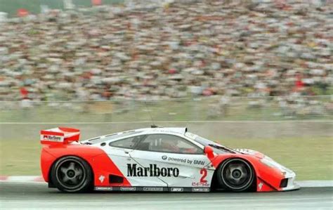 The iconic Marlboro livery used in Formula 1, Rally and other racing ...