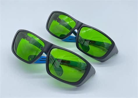 Safety goggles-3 - GIGAALASER Group