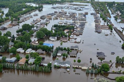 A view of Minot, North Dakota, in the midst of the biggest flood on ...