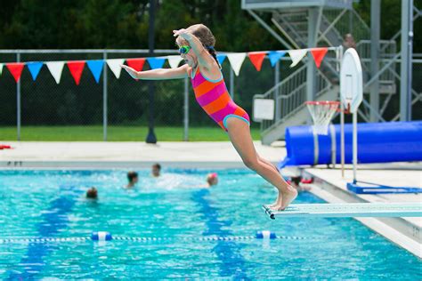 Diving Board Accidents: 8 Tips to Prevent Swimming & Diving Injuries