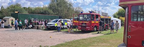 Hundreds flock to miniature railway at Harlow Garden Centre - Your Harlow