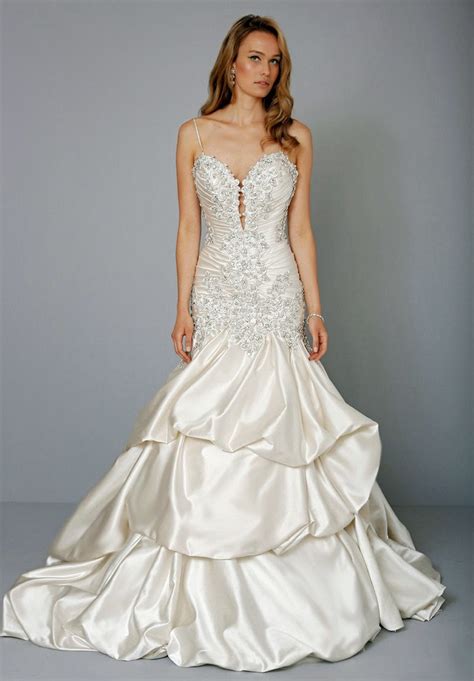 Really Expensive Long Wedding Dresses With Bling Design