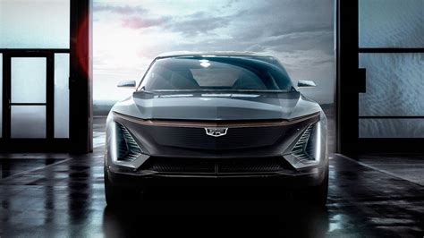 Cadillac Lyriq all-electric SUV is debuting on August 6 - SlashGear