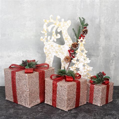 Christmas Night Decoration - Petals & Leaves