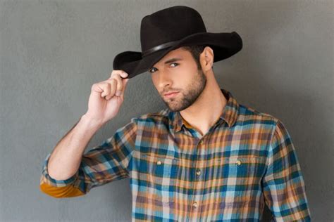 Fedora Hat vs Cowboy Hat